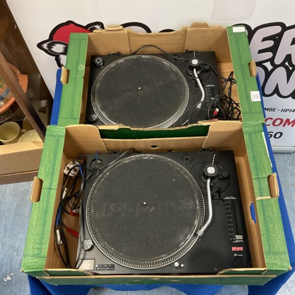 KAM belt drive turntables lot for vinyl record players.