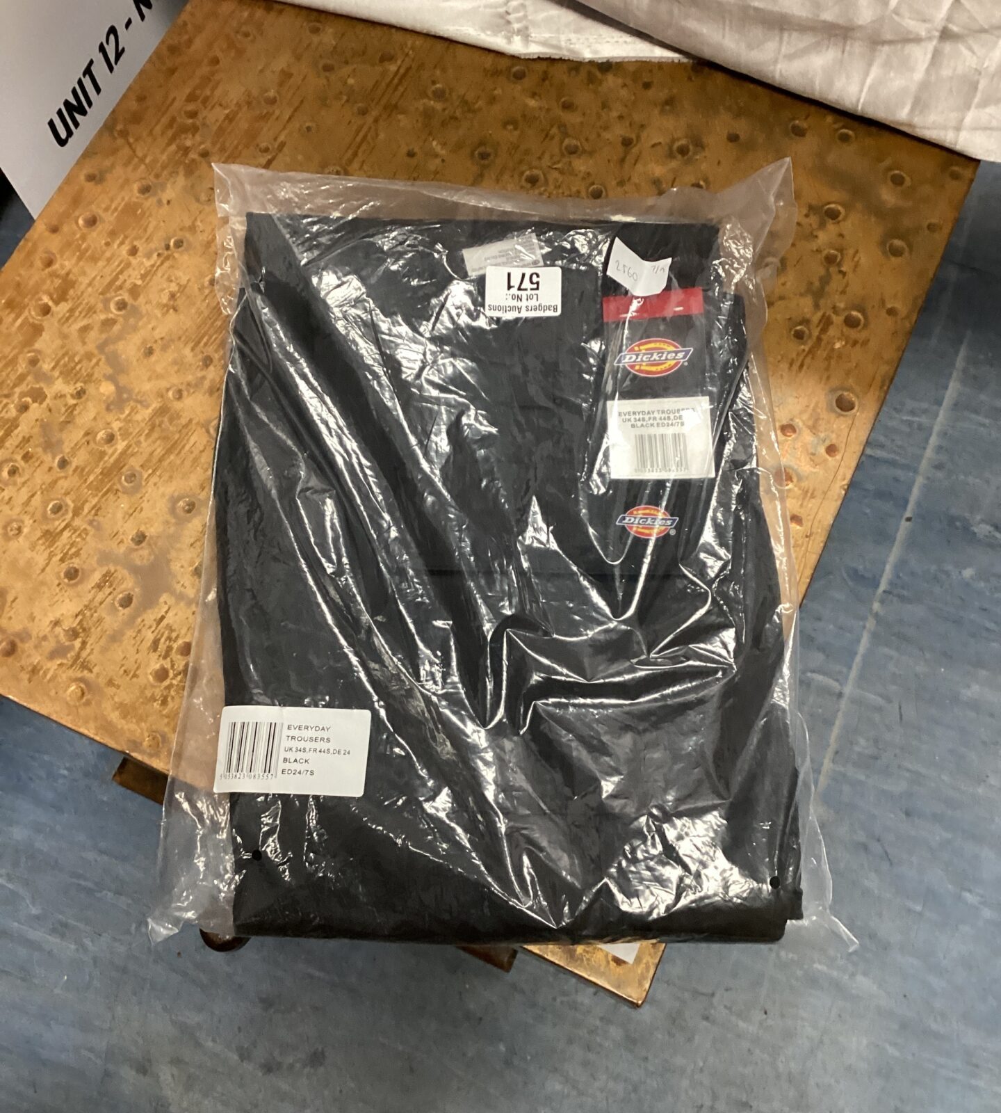 New pair of dickies work trousers size 34