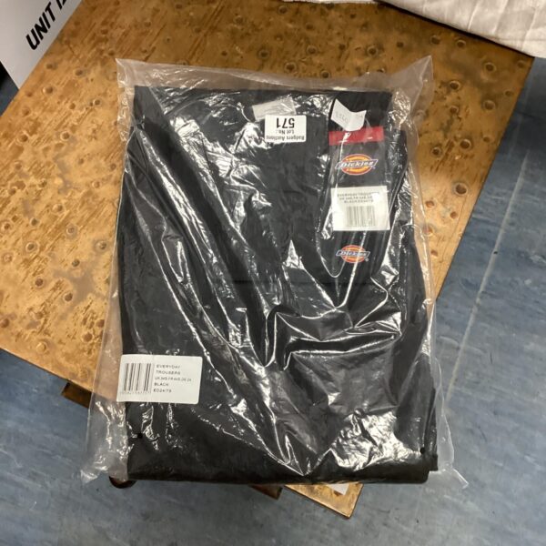 New pair of dickies work trousers size 34