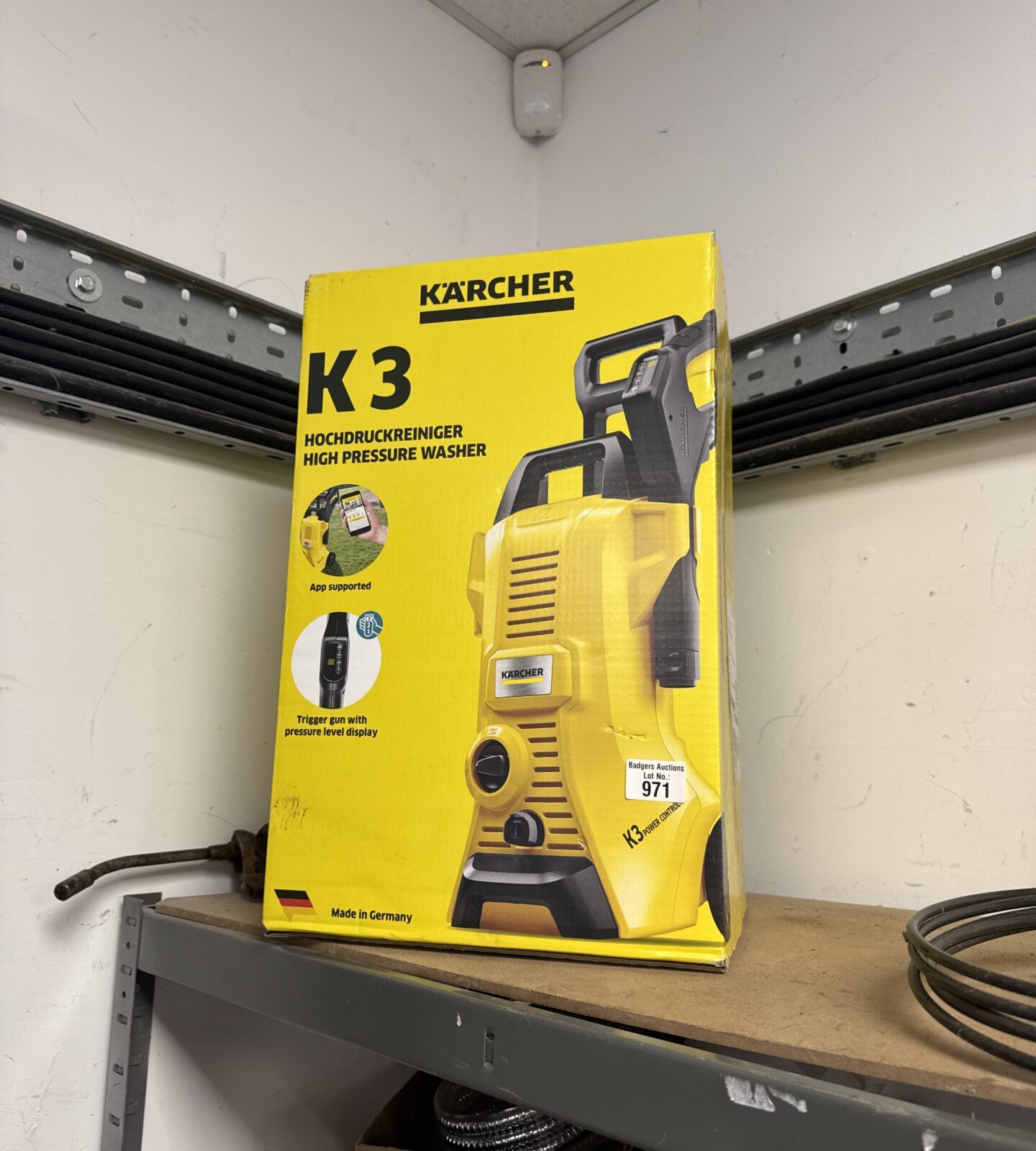 Karcher k3 pressure washer - new in box