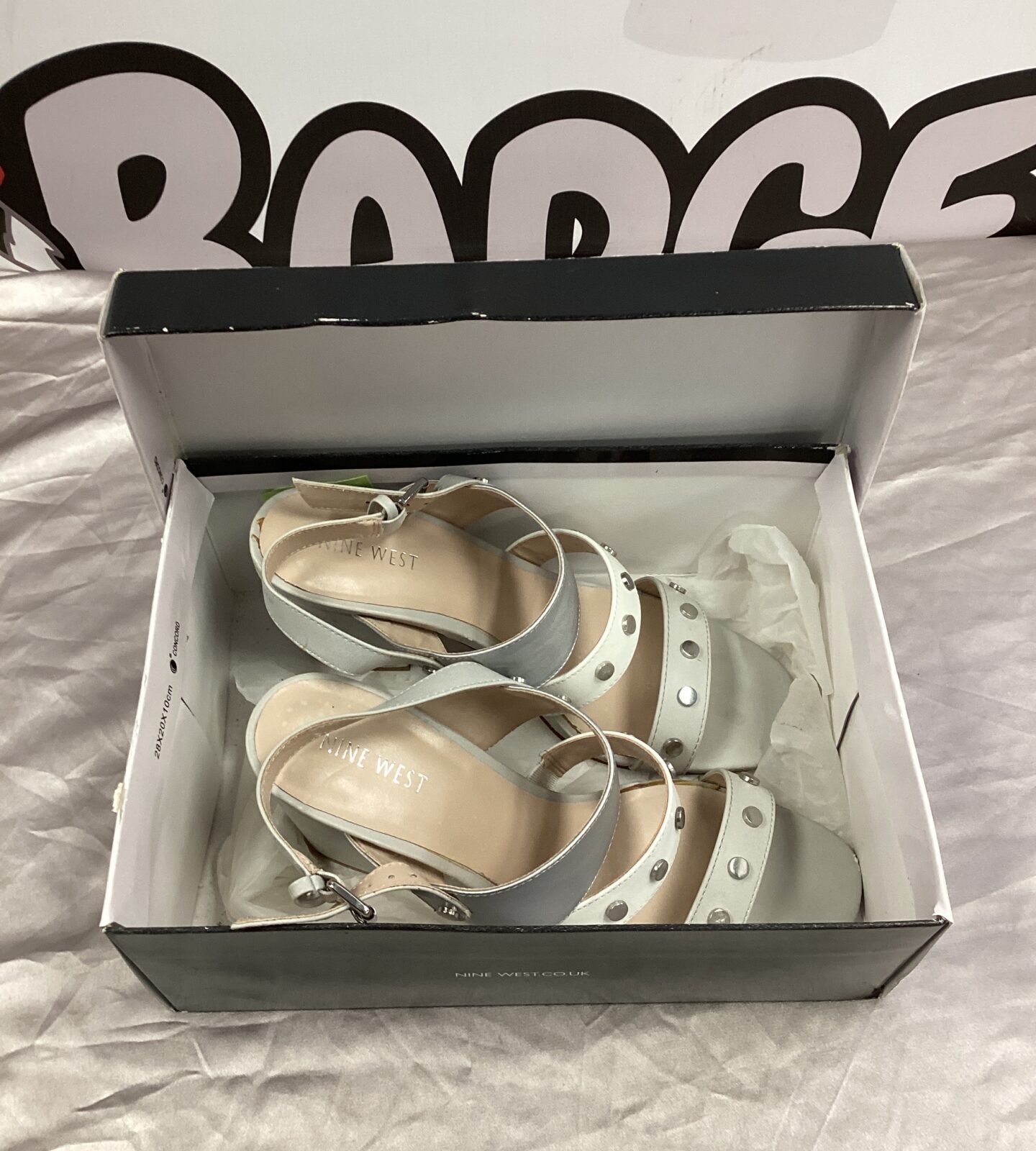 Pair of nine west ladies shoe 40