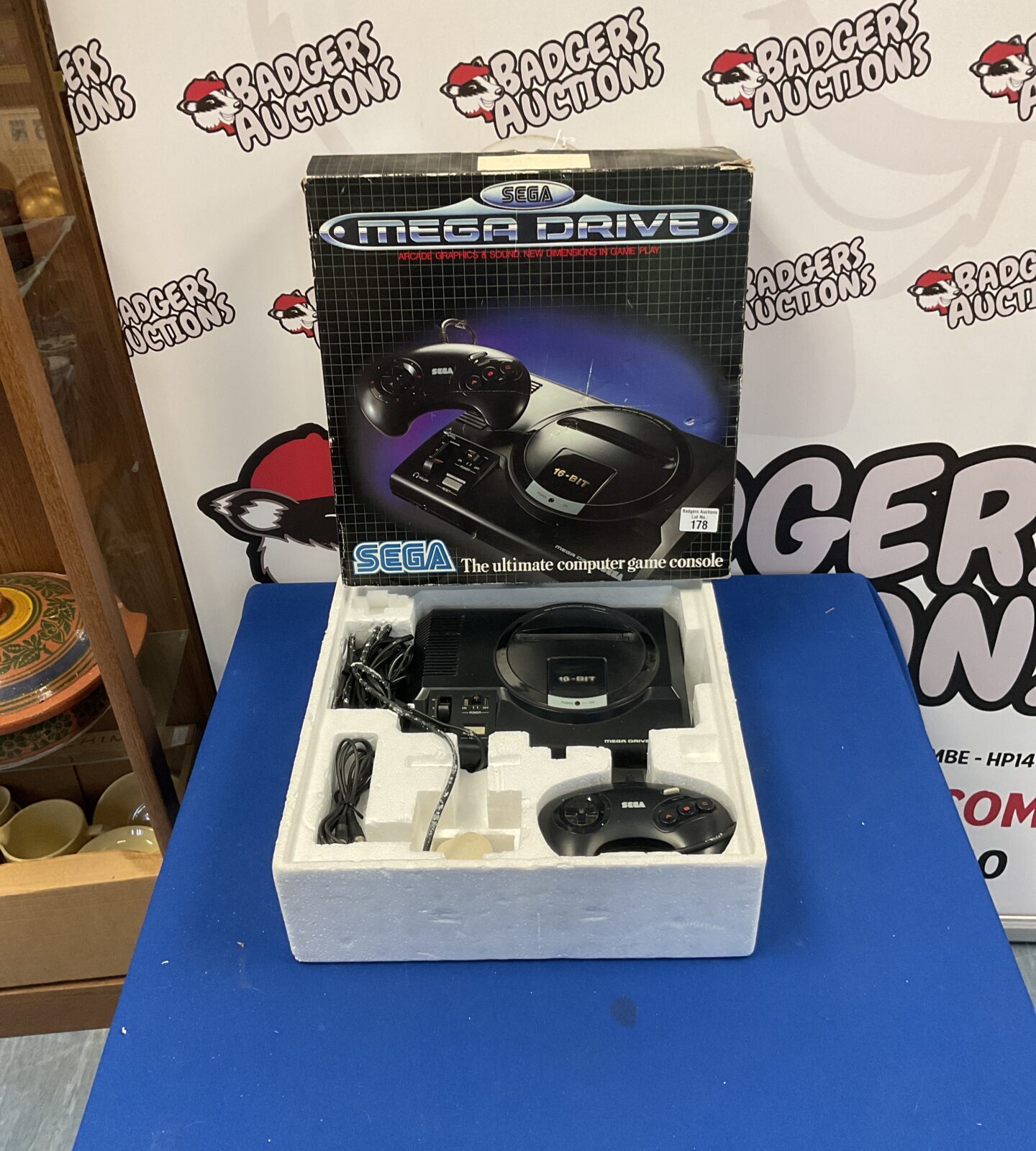 Sega megadrive computer game console
