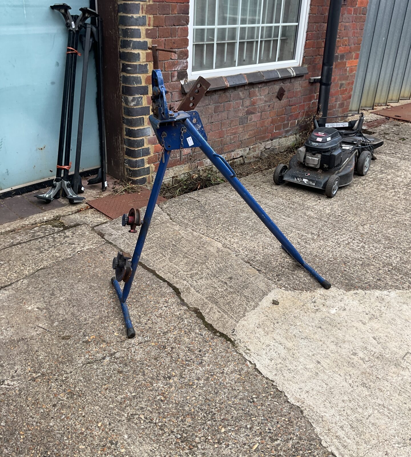 Record Heavy duty pipe bending tool