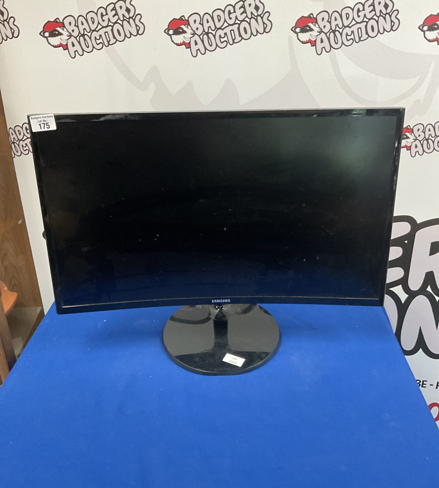 Samsung 27” curved monitor screen