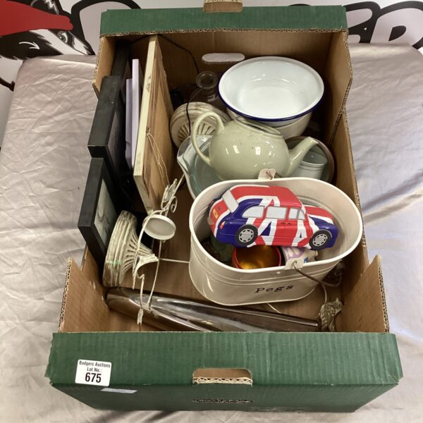Mixed kitchen house clearance lot with dishes and planter.