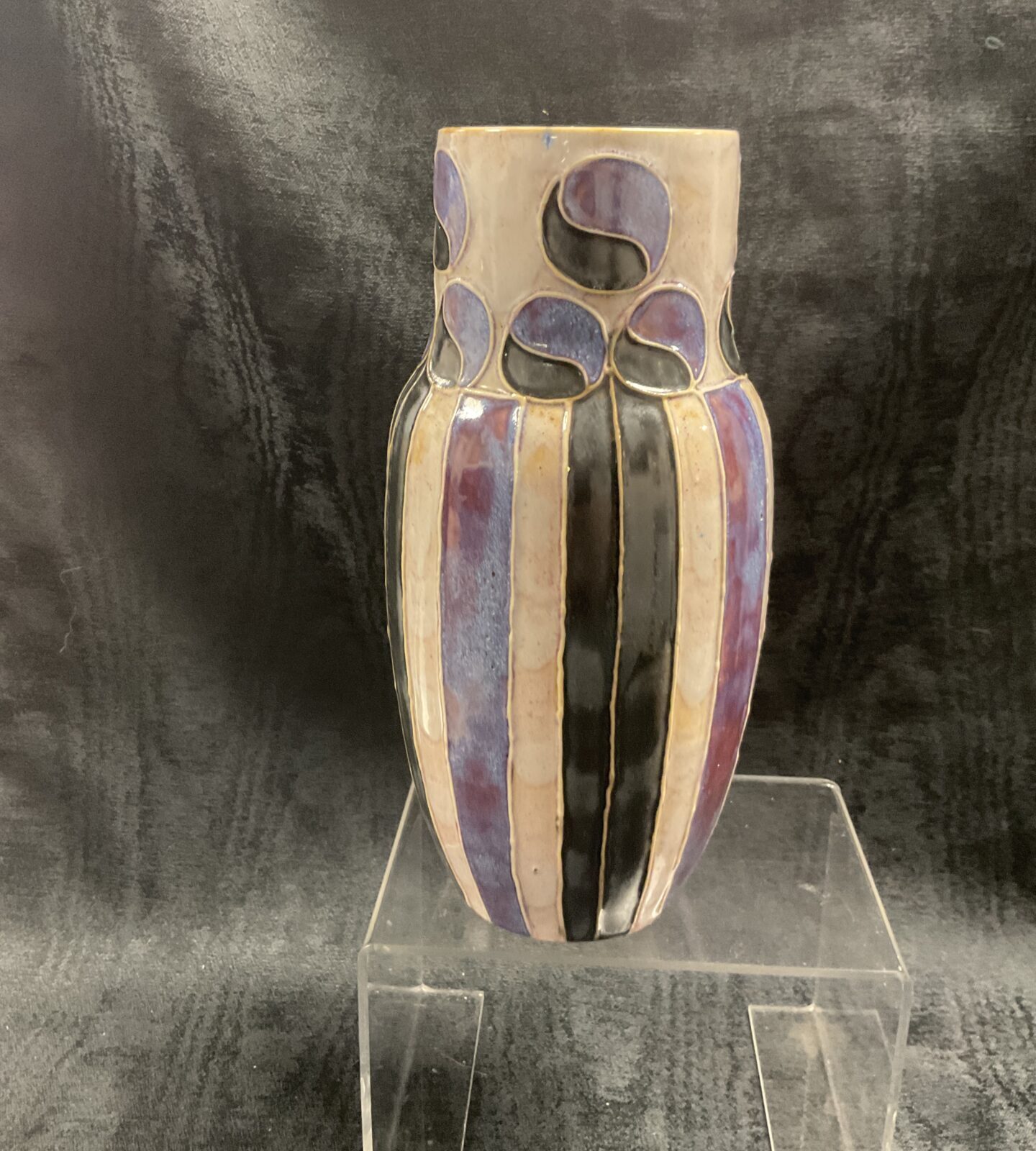Royal Doulton Stoneware Art Nouveau style 8” vase Af