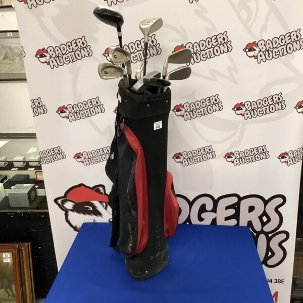 Jr. tour golf bag with clubs