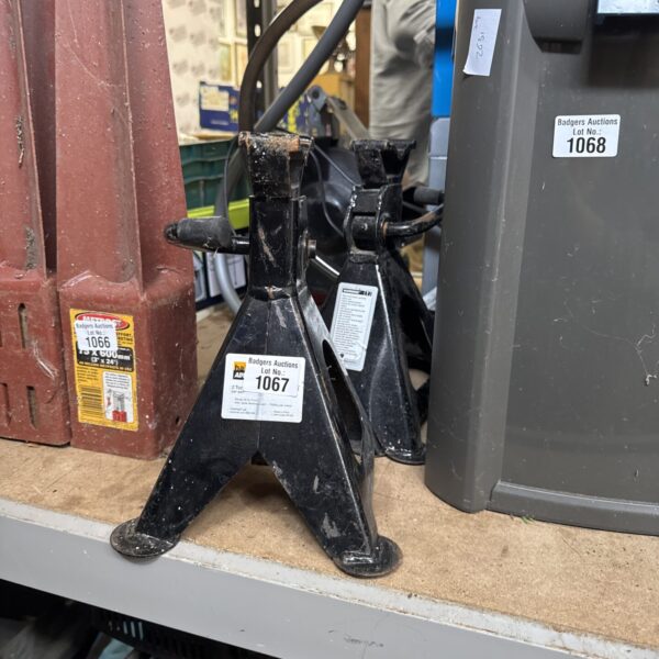 Halfords 2 tonne axle stands