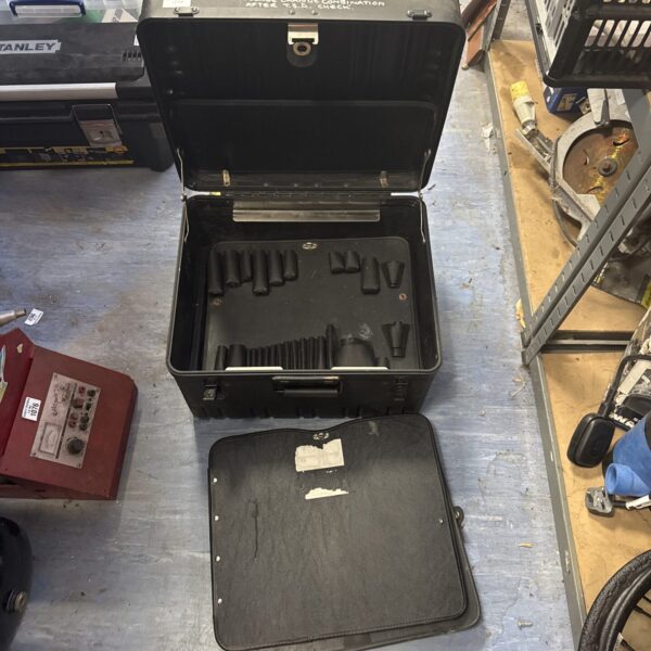 Combination locking transit case with organisers