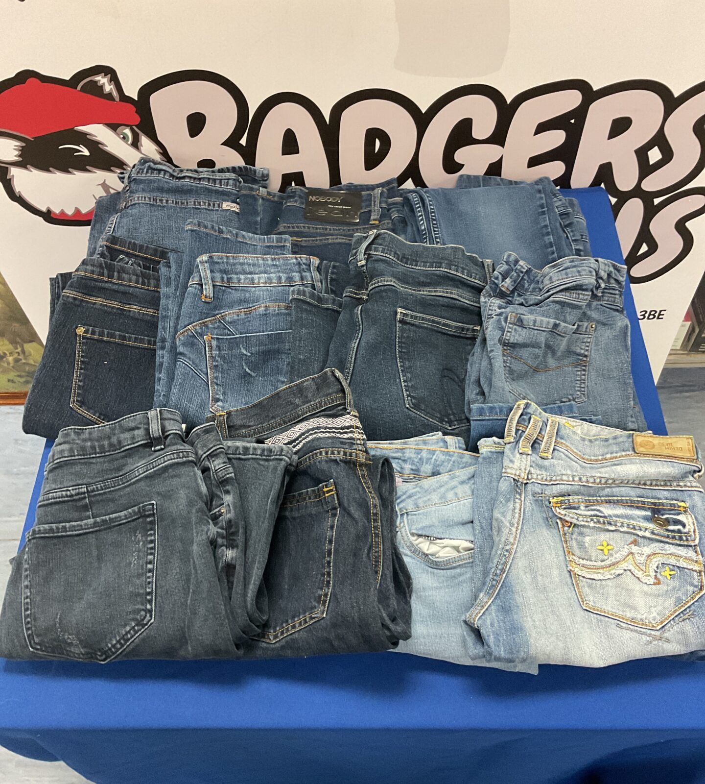 12 pairs of you g girls jeans inc nobody, m&s & devil denim