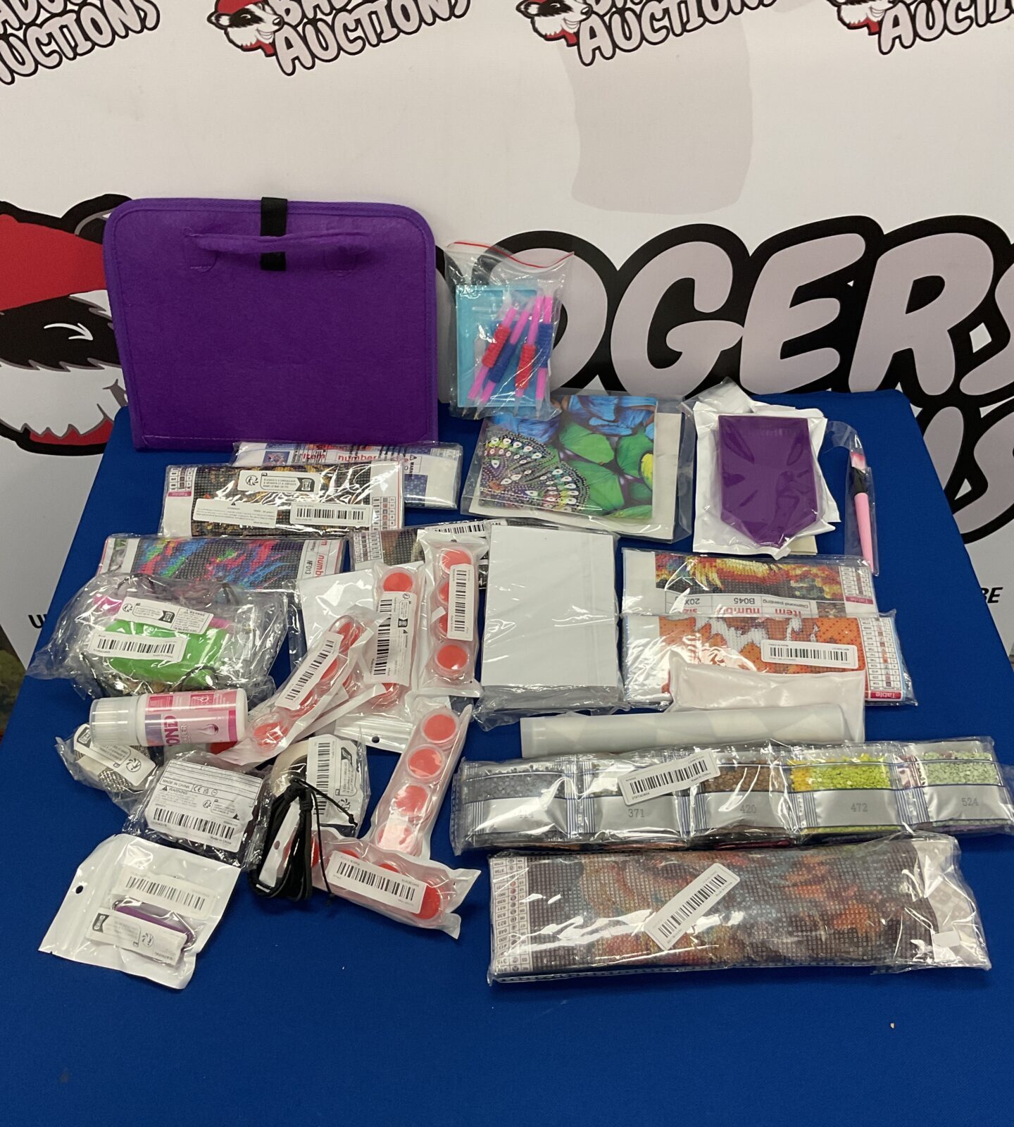 Box of diamond art kits & accessories