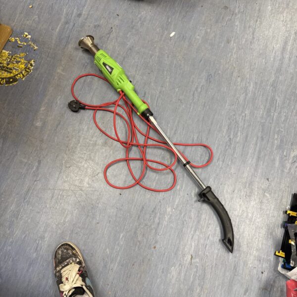 Draper electric weed burner - working