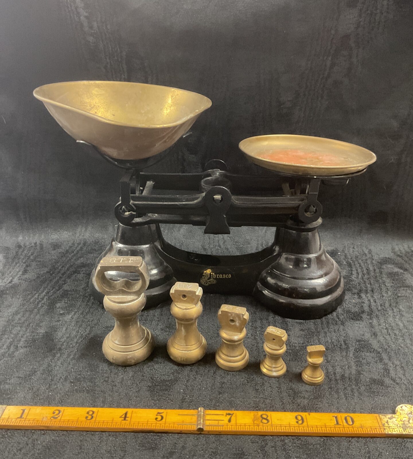 Librasco set of kitchen scales and weights