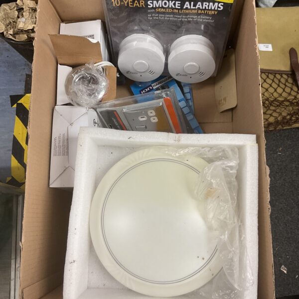 Sealed two-pack of Kidde smoke detectors for home fire safety.