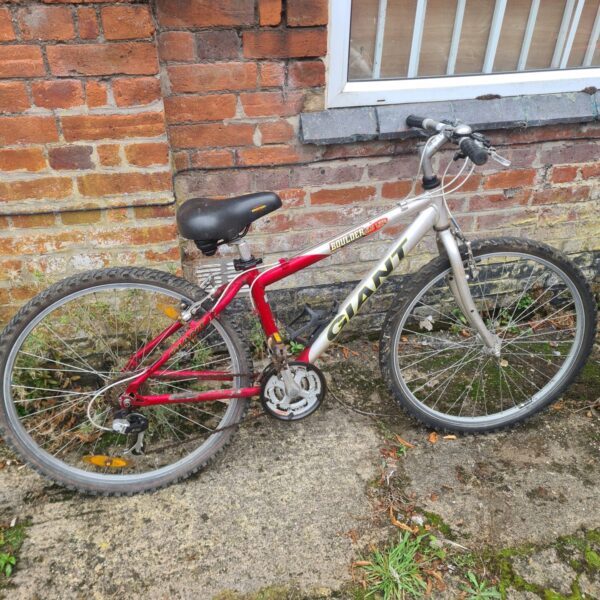 Used Giant Boulder Sport mountain bike in good condition.