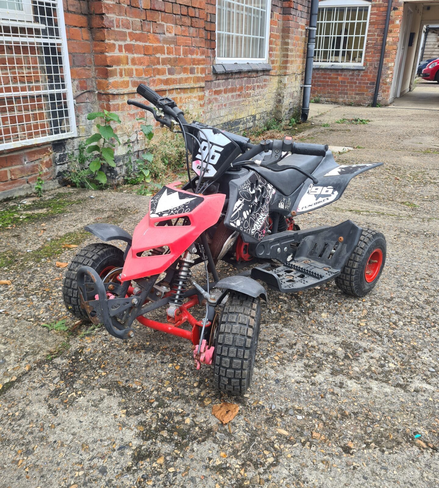 Fun-Bikes Mini Petrol quad bike Working Order