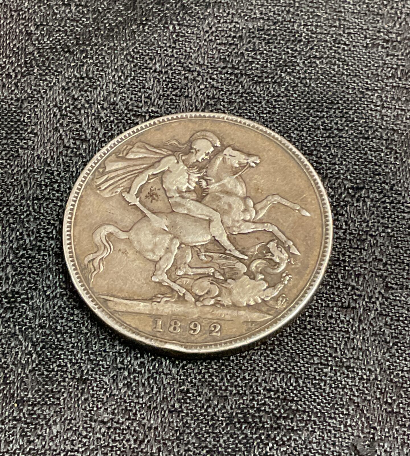 1892 Victoria Silver Crown reverse, showing UK heraldic design.