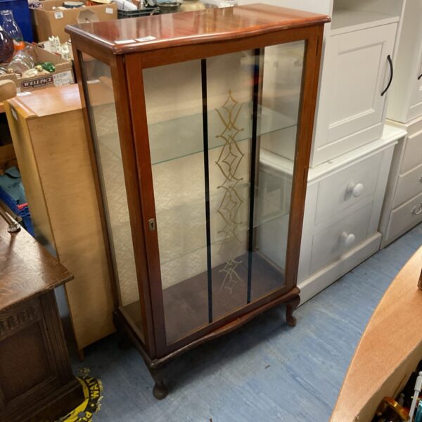 Vintage 1930s mahogany display cabinet with glass front.