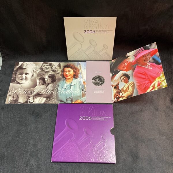 2006 Queen Elizabeth II commemorative coin from the Royal Mint.