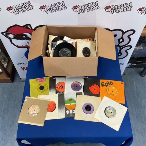 Vintage soul music 7 inch vinyl singles collection.