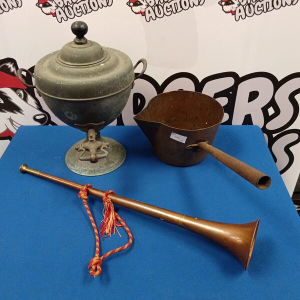 Antique copper samovar set with pan and hunting horn displayed.