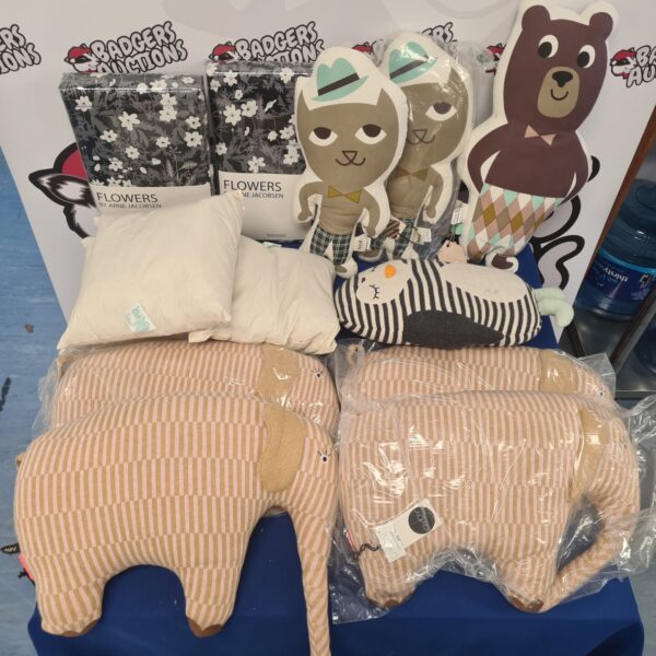 Arne Jacobsen Flowers baby blankets and cushions in a colourful arrangement.