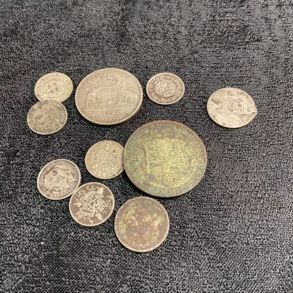Lot of vintage Australian part silver coins for collectors.
