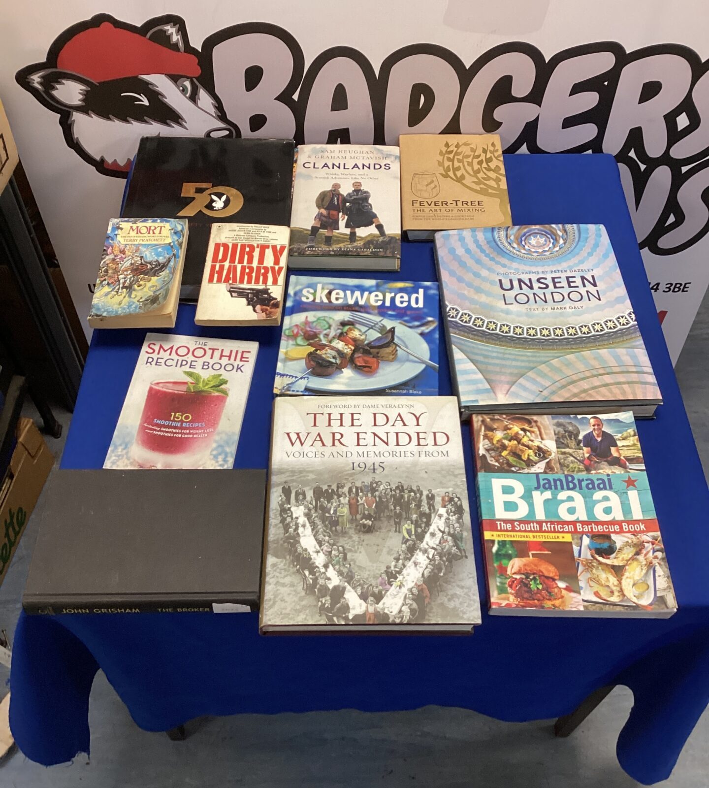 Mixed book bundle including Clanlands and Unseen London.