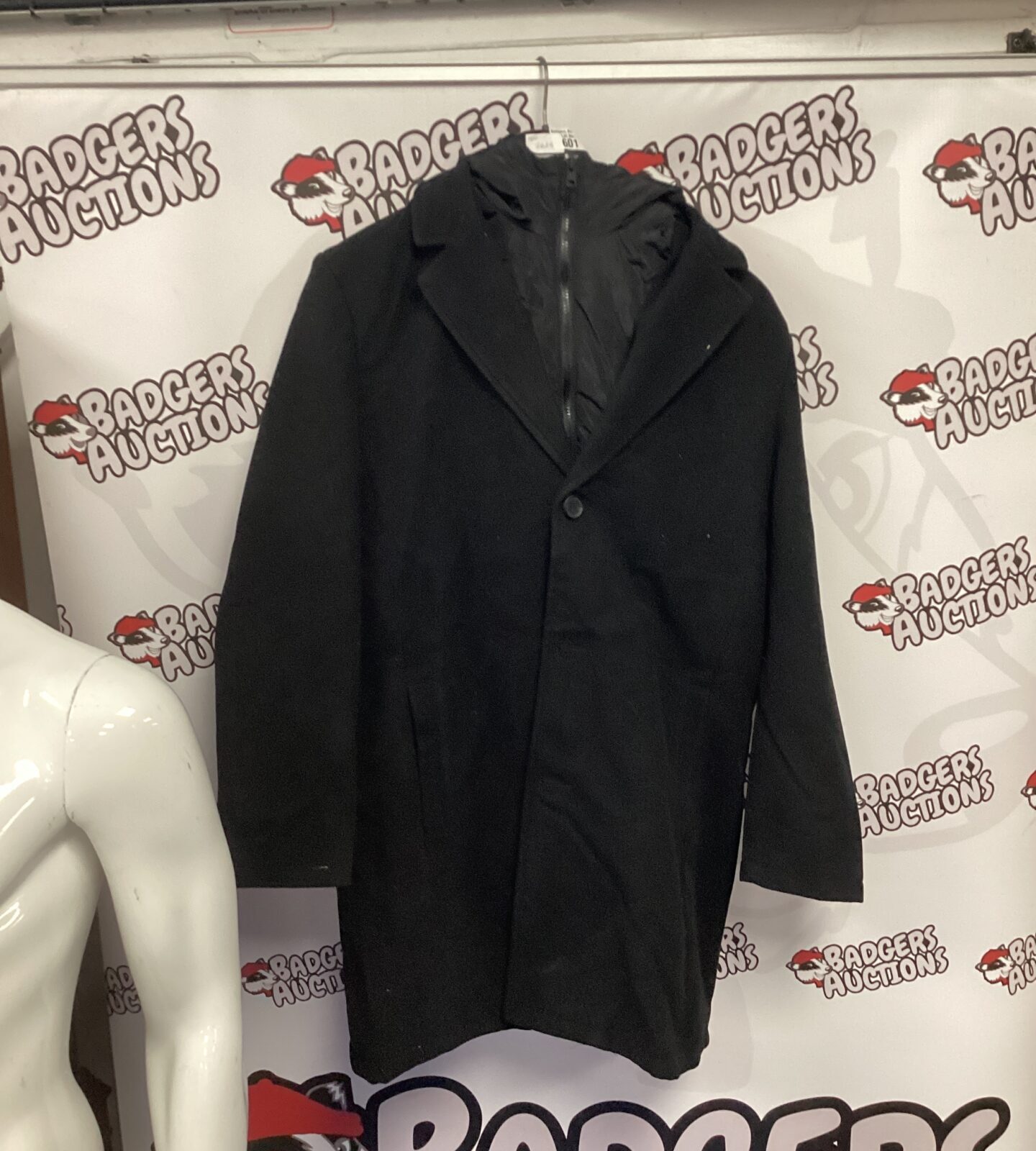 Black Brave Soul parker coat size L for winter warmth.