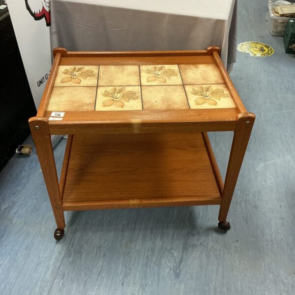 Vintage BRDR Furbo teak trolley with tiled top, side view.