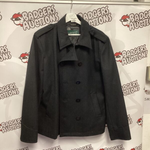 XL Cedarwood State jacket, model 1161, in good condition.