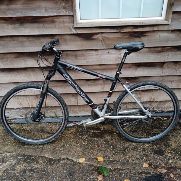 Vintage Claud Butler Ravana mountain bike in good condition.