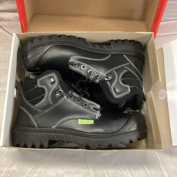 New Cofra safety boots size 10, ideal for work and industrial use.