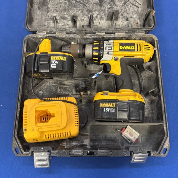 Used Dewalt cordless drill set with battery in case.