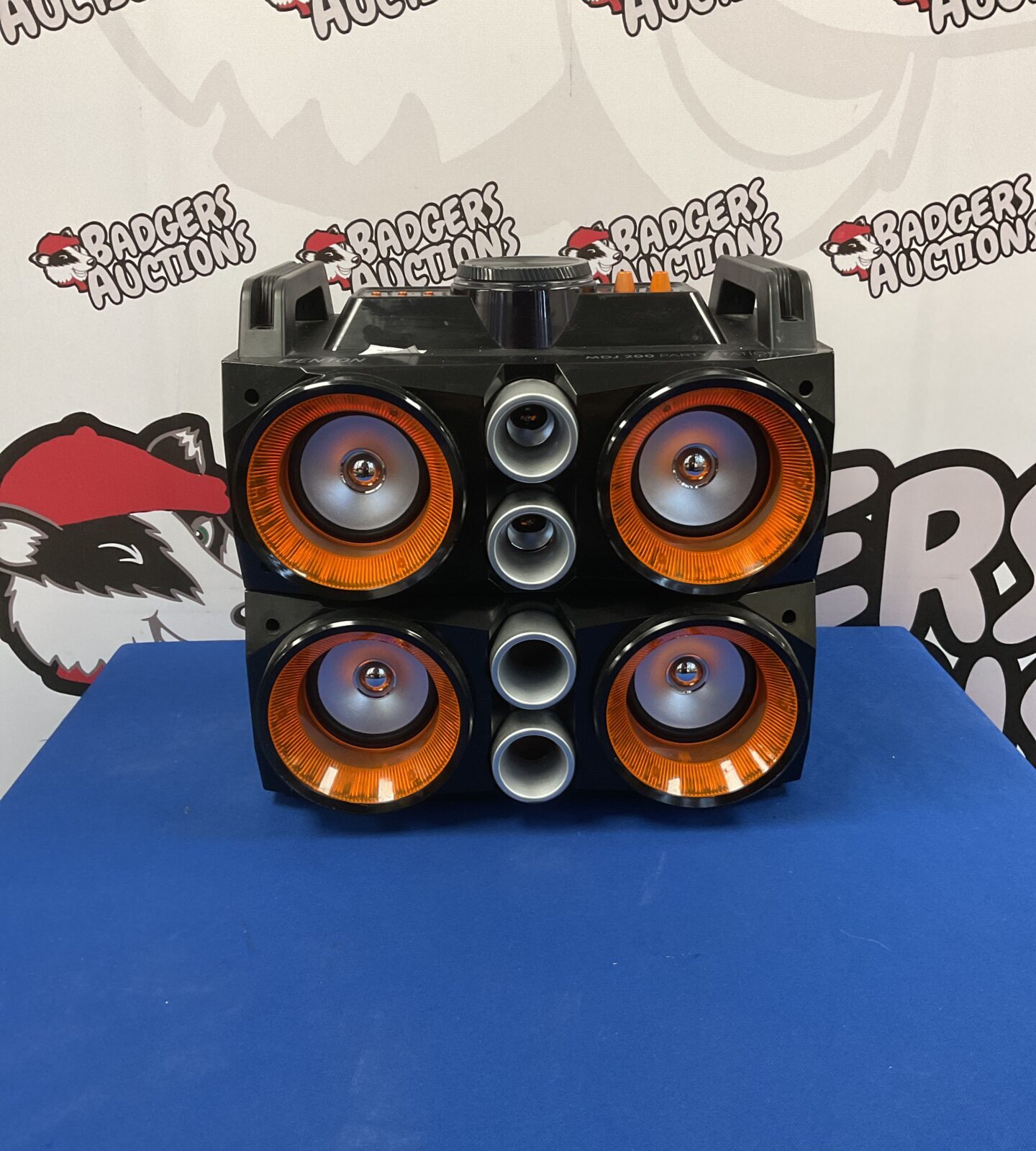 Fenton MDJ 200 party speaker system with illuminated speakers.