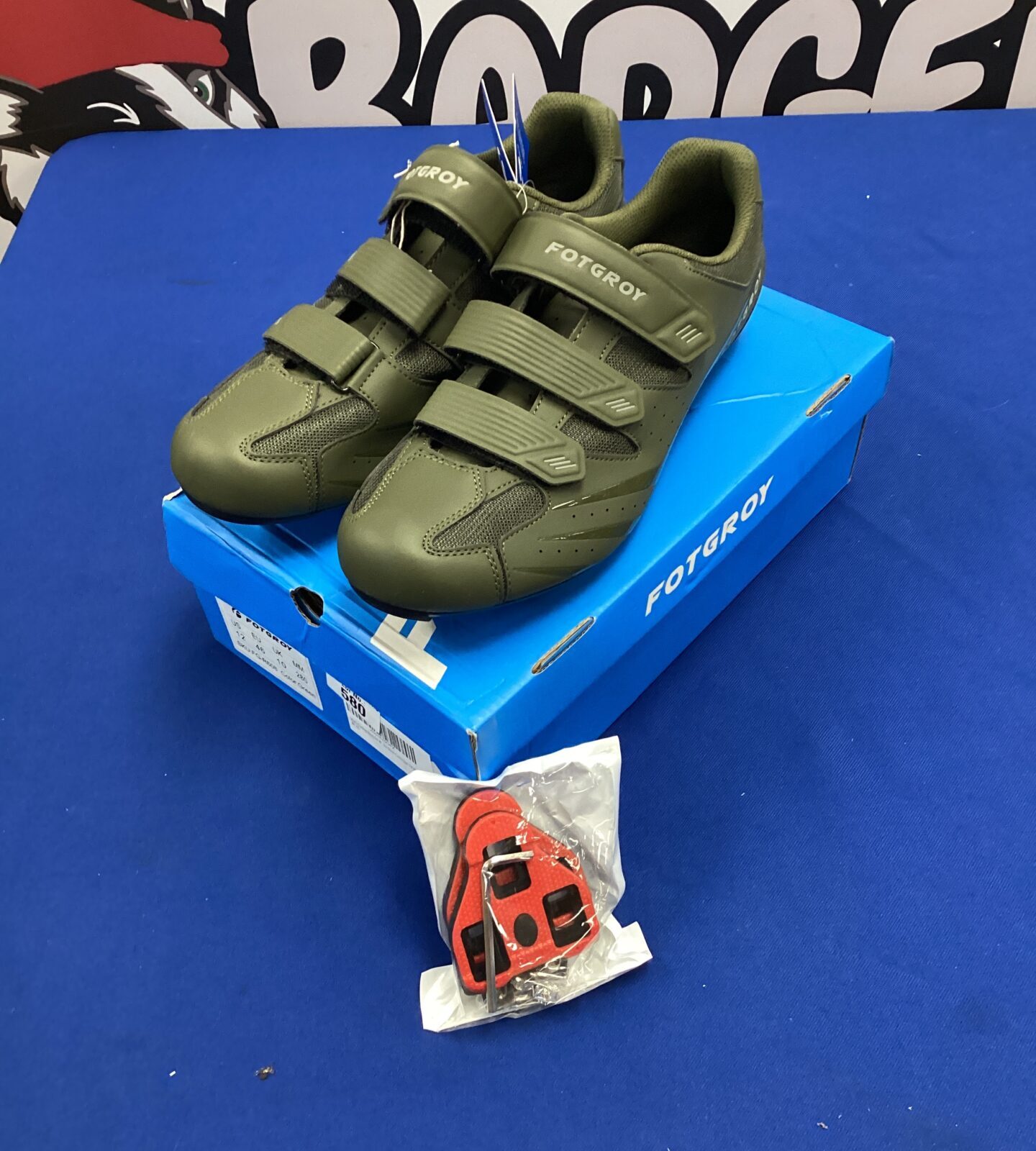 New Fotgroy cycling trainers size 46 for road biking.