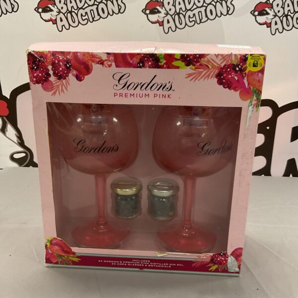 Boxed Gordon's Pink Gin set with two glasses.
