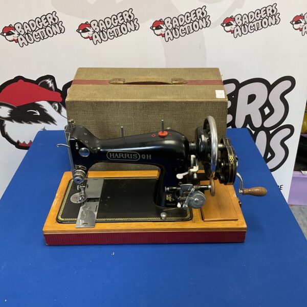 Vintage Harris 9H sewing machine in good condition.