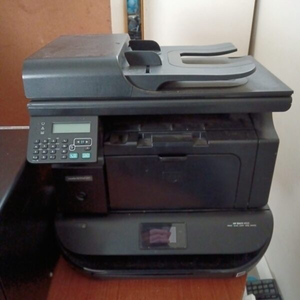 HP Envy 4523 all-in-one printer and scanner for home office use.