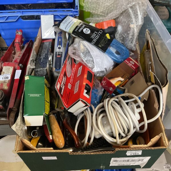Tray of mixed garage clearance items inc black decker battery screwdriver & strobe timing light