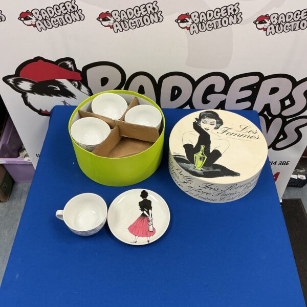 Vintage Les Femmes coffee cup set in presentation box.