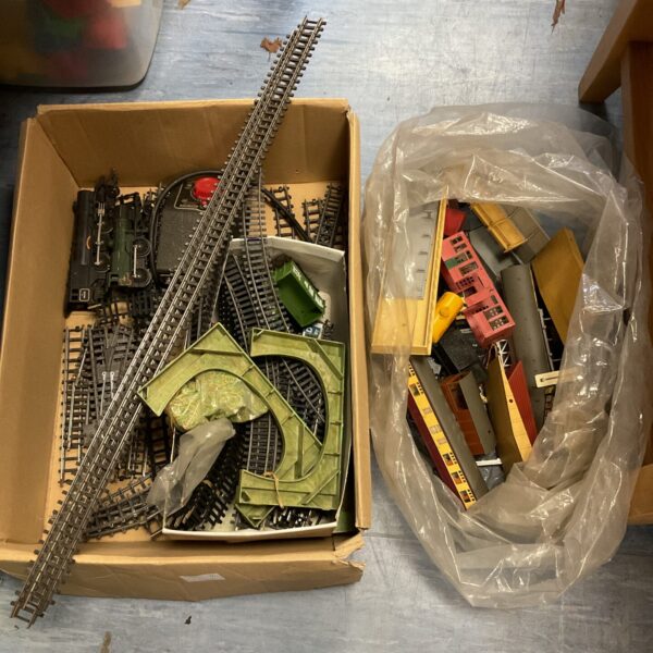 Box of mixed hornby railways inc triang power unit and other hornby accessories