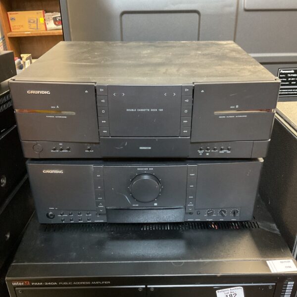 Grundig double cassette deck 120 and receiver 220