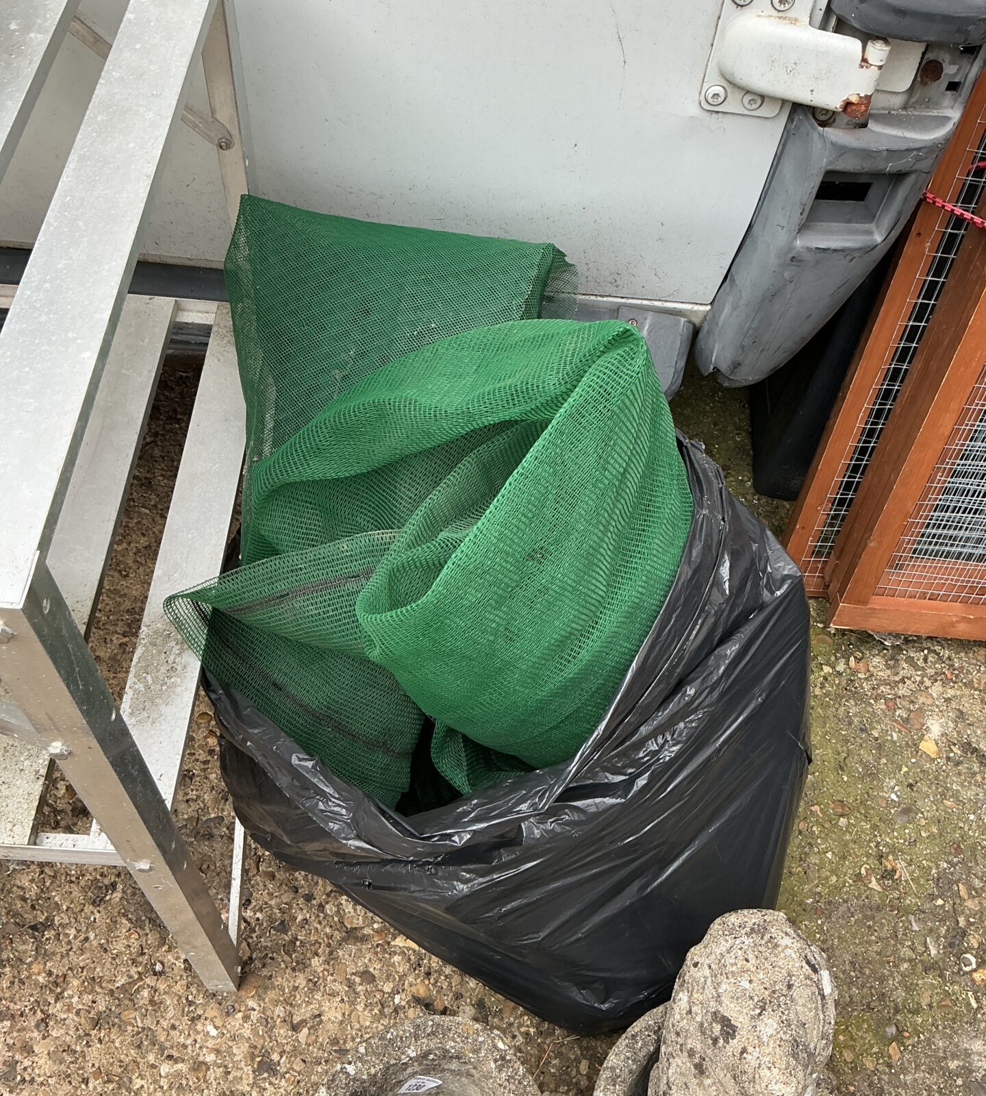 Anti Heron Pond Cover