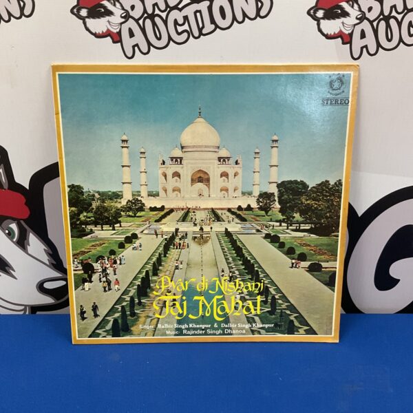 Vintage 1983 Bhangra Bollywood LP album cover.