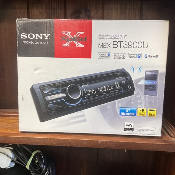 Sony MEX-BT3900U car audio system front view.