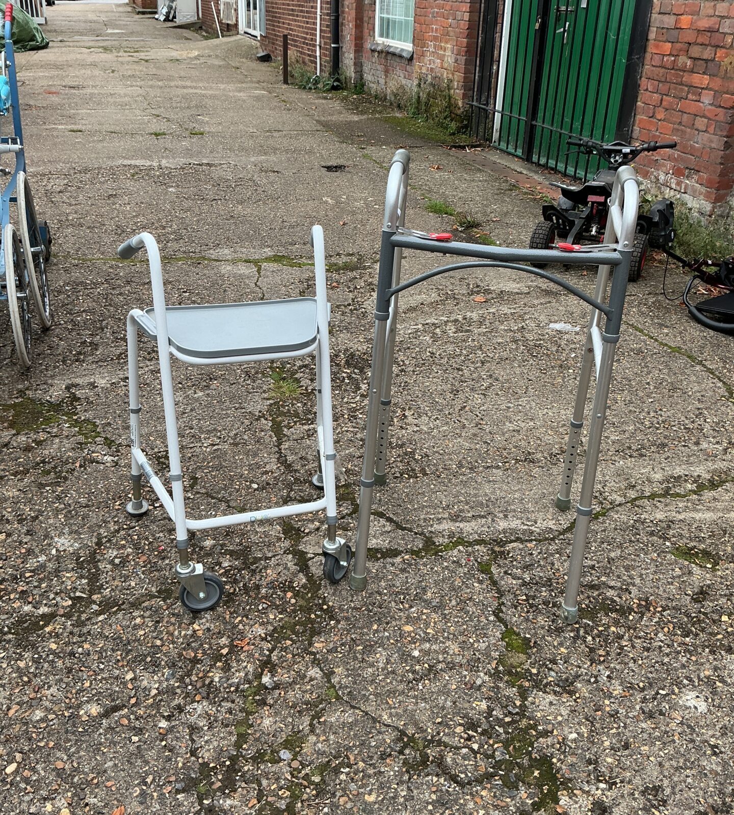 Two walking assistance Support Frames