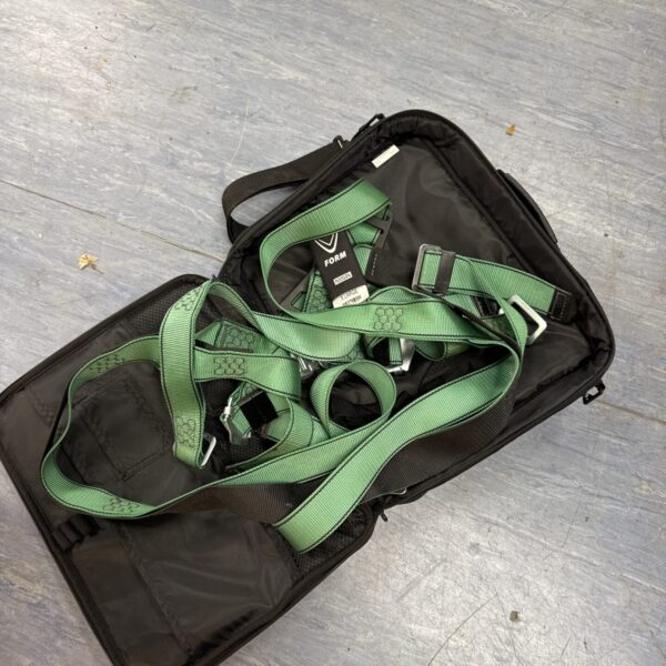 Front view of an XL safety harness for industrial work.