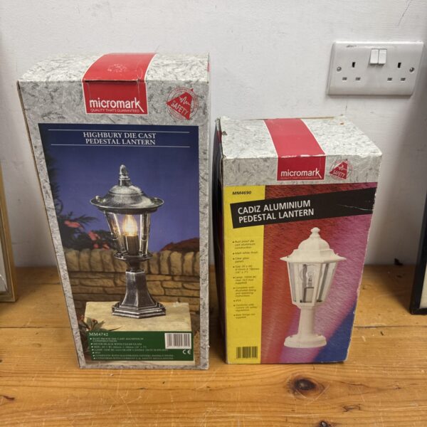 Micromark Outdoor Pedestal Lantern