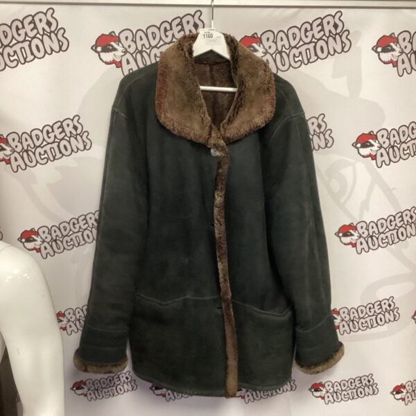 Vintage Keenan leather jacket with shearling collar, size M.
